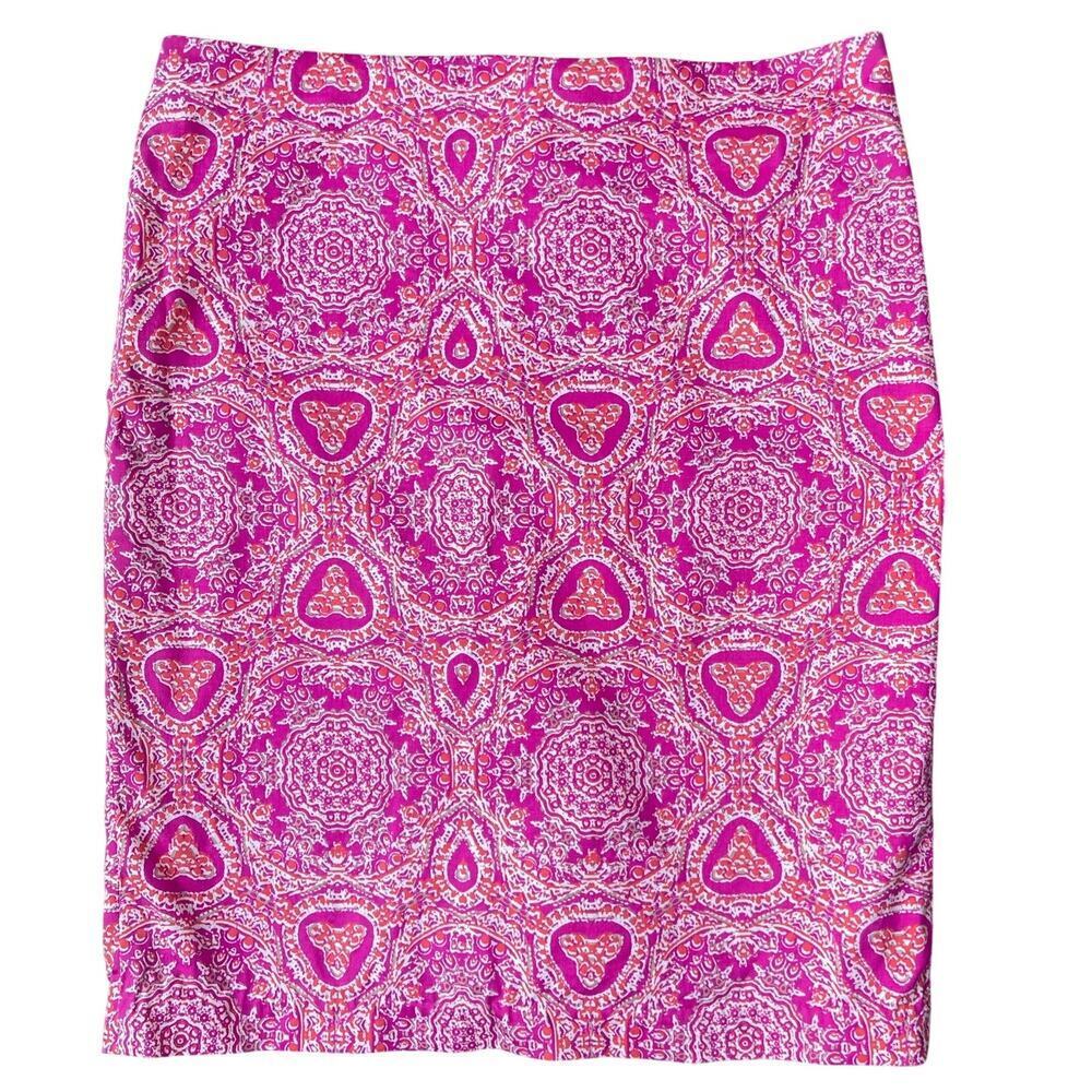 Lord & Taylor Pink Paisley Medallion Print Pencil Skirt - Size 10 - Picture 2 of 9